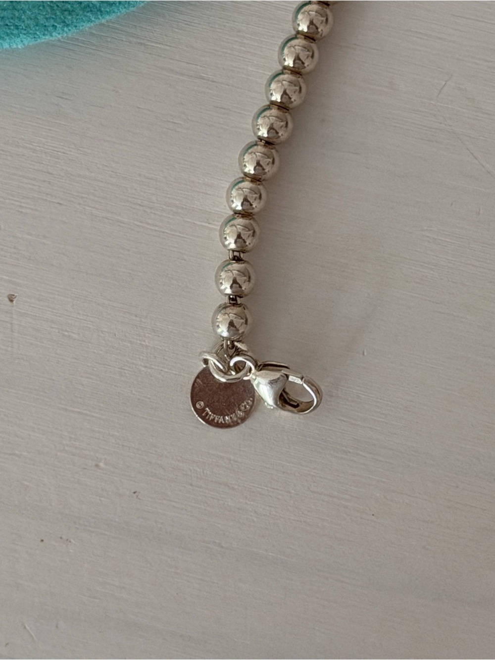 Return to Tiffany® Blue Heart Tag Bead Bracelet in Silver with Diamond - Picture 4 of 6